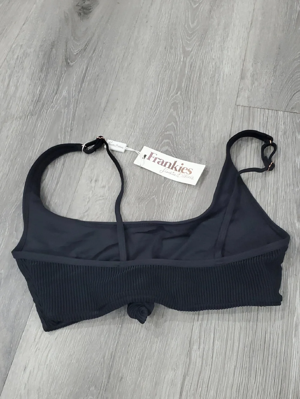Frankies Bikinies Greer Top In  Black Ribbed Size Small Nwt